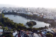 Lac de l'Épée restituée dans le quartier de Hoan Kiem. Photo: VNA