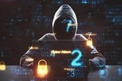 Le Rapport sur les perspectives de la cybersécurité mondiale 2025 du Forum économique mondial (WEF) révèle que les pertes dues aux fraudes en ligne ont dépassé le seuil de 1.000 milliards de dollars l’année dernière. Photo: VNA