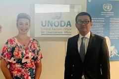 L'ambassadeur Vu Le Thai Hoang, chef de la Mission permanente du Vietnam auprès de l'ONU et d'autres organisations internationales à Vienne et Rebecca Jovin, cheffe du Bureau des affaires de désarmement de l'ONU (UNODA). Photo: VNA
