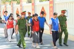 Des suspects poursuivis dans le cadre de l'affaire de trafic international de diamants. Photo: VNA