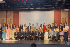 Des délégués à la cérémonie de lancement du programme VIETLEAD 2026 à Paris. Photo: VNA