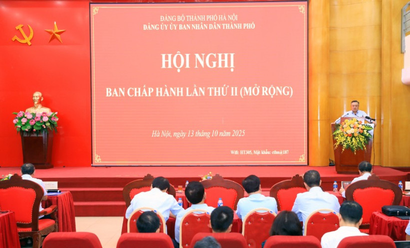 Réunion du Comité du Parti du Comité populaire de Hanoï. Photo: Comité populaire de Hanoï