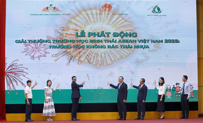 Cérémonie de lancement du Prix des Écoles Écologiques de l'ASEAN 2025 à Hanoï. Photo: VNA
