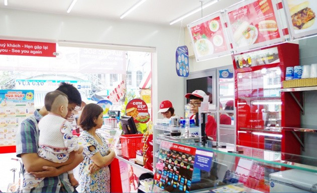 Le marché hanoïen du commerce de proximité attire de grandes enseignes étrangères. Photo: VNA