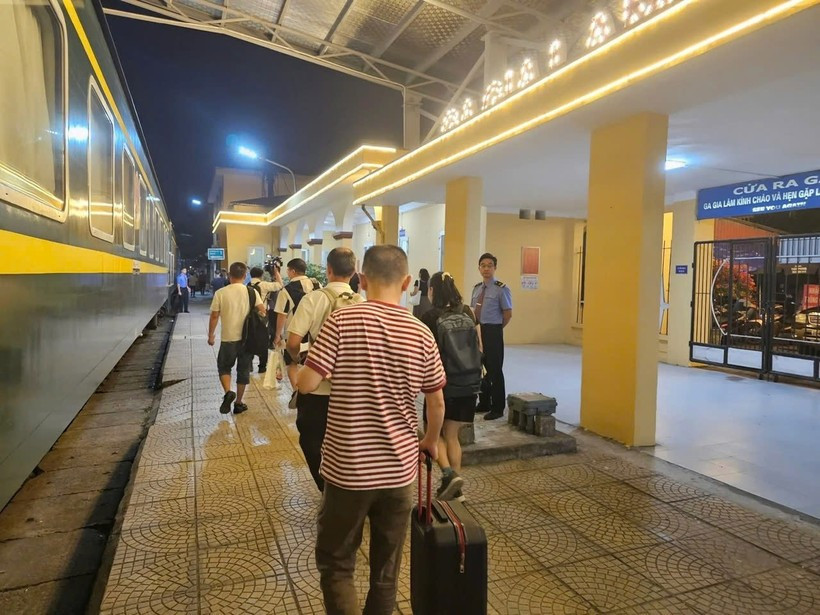 Jusqu’à fin juillet, le train international Vietnam – Chine a transporté près de 4.000 passagers. Photo: VNA