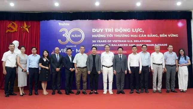 Séminaire "30 ans de relations entre Vietnam-États-Unis : Faire progresser un commerce équilibré et durable", organisé le 11 juillet à Hanoï. Photo: VNA