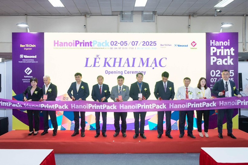 Ouverture du salon HanoiPrintPack 2025. Photo: VNA