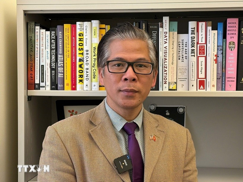 Le Dr. Nguyen Hong Hai, maître de conférences en politique et relations internationales et chercheur de l’Université de Fulbright résident à l'Université américain. Photo: VNA