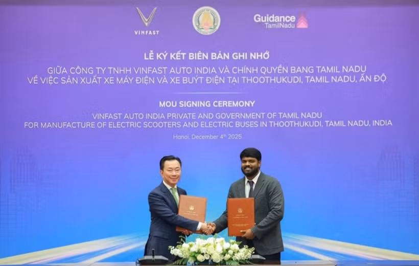 Signature du protocole d'accord entre VinFast et le gouvernement du Tamil Nadu. Photo: Vinfast