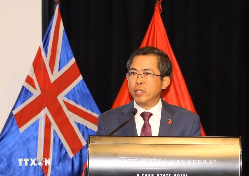 L’ambassadeur du Vietnam en Australie, Pham Hung Tâm à la réunion de l'AVPI. Photo: VNA