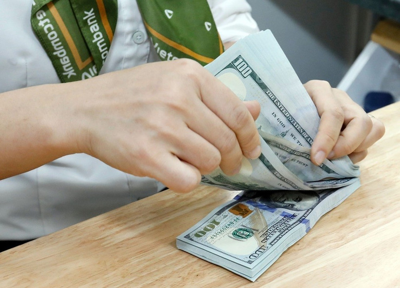 Hô Chi Minh-Ville a reçu près de 8 milliards de dollars de transferts de devises internationaux au cours des neuf premiers mois de 2025. Photo: VNA