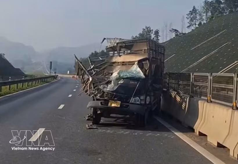 177 accidents de la circulation ont été recensés au Vietnam durant les quatre jours fériés, du 30 avril au 3 mai. Photo: VNA