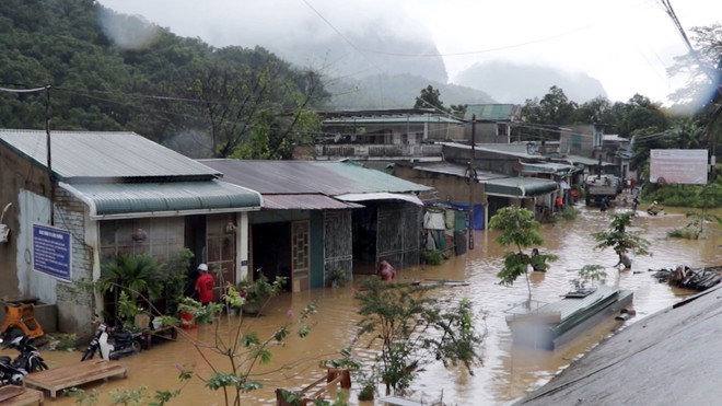 La commune de Hôi Xuân, province de Thanh Hoa, a été inondée en raison du typhon Kajiki. Photo: VNA thanh-hoa.jpg