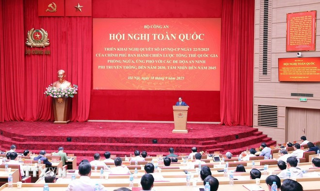 Lors de la conférence. Photo: VNA chinh-2.jpg