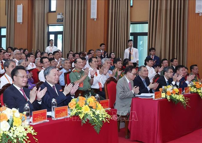 Les délégués au Congrès. Photo: VNA hung-yen-2.jpg