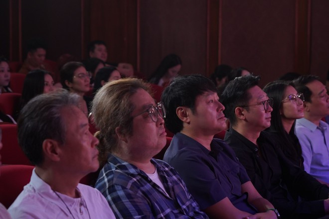 L'équipe créative sud-coréenne lors de la cérémonie de lancement de la comédie musicale. Photo : VietnamPlus dsc04576.jpg