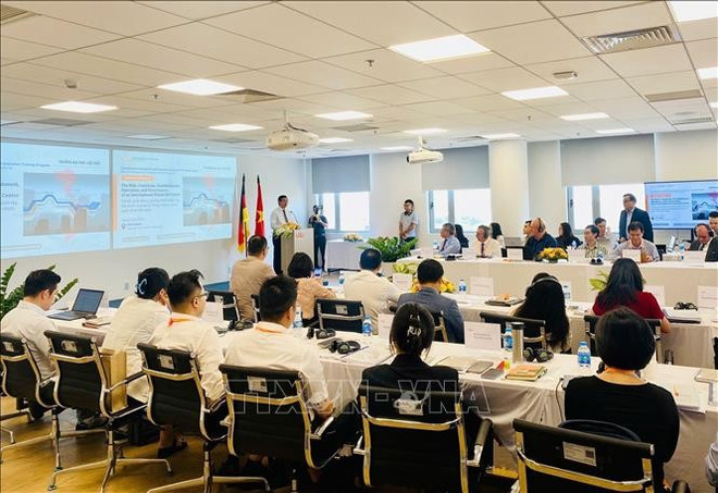 Cérémonie de lancement du cour de formation. Photo: VNA quang-canh-le-khai-giang-ttxvn.jpg