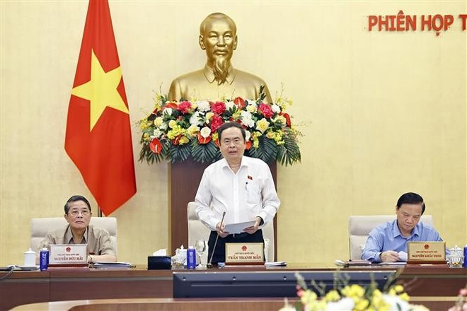 Le président de l'AN Trân Thanh Mân prend la parole. Photo: VNA vna-potal-chu-tich-quoc-hoi-phat-bieu-khai-mac-phien-hop-thu-47-cua-uy-ban-thuong-vu-quoc-hoi-8140781.jpg