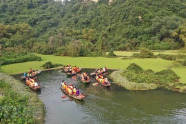 Ninh Binh - un point de rendez-vous populaire au printemps