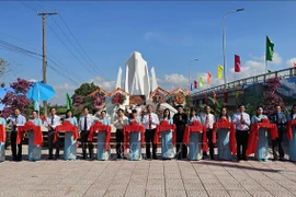 An Giang : Cérémonie commémorative des victimes massacrées lors de la guerre de défense de la frontière sud-ouest du Vietnam