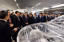 Le président de l’Assemblée nationale rencontre des hommes d’affaires chinois