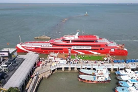 Inauguration d’un navire à grande vitesse au service de la liaison entre Vung Tau et Con Dao