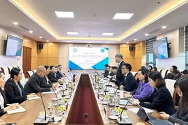 Le Vietnam et le Laos renforcent leur coopération en matière d'assurance sociale