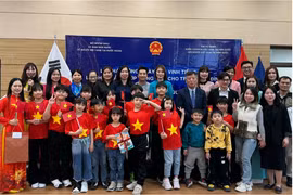 Des Vietnamiens en R. de Corée répondent à la Journée d'honneur de la langue vietnamienne