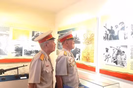 Exposition "Dien Bien Phu - Rendez-vous historique" à Hanoï