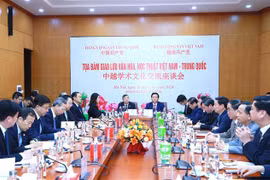 Promouvoir la coopération Vietnam-Chine dans les domaines culturel et académique