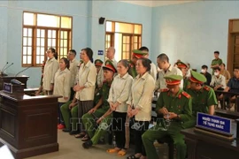 Dix personnes emprisonnées pour avoir tenté de renverser l'administration populaire