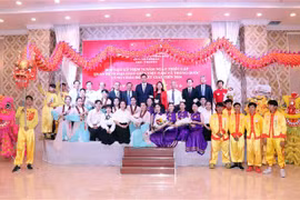 Rencontre à l’occasion du 74e anniversaire des relations diplomatiques Vietnam-Chine