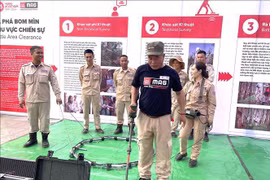 Déminage : célébration du 25e anniversaire de MAG Vietnam à Quang Tri
