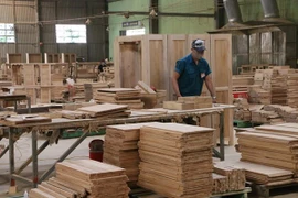 Le DOC prolonge les délais de publication des conclusions concernant les armoires en bois importées du Vietnam