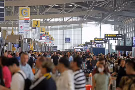 La Thaïlande reconsidère la taxe touristique