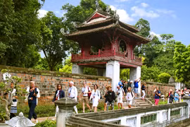 Le Vietnam vise à accueillir 17 à 18 millions de touristes cette année