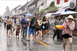 Le Laos renforce les mesures de sécurité routière pendant le festival Bunpimay