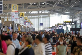 La Thaïlande reconsidère la taxe touristique