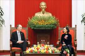 La permanente du Secrétariat reçoit le président du Parlement de Finlande