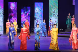 Lancement de la Semaine de l’"ao dai" 2024 