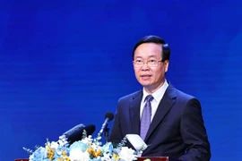 Le président Vo Van Thuong salue les contributions de la santé vietnamienne