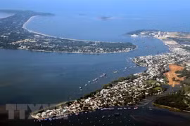 Quang Nam donne la priorité à l'attrait des projets d'investissement sur la croissance verte