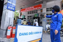 Carburants : le prix du RON95 en hausse légère