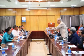 Resserrement de la solidarité Vietnam-Laos