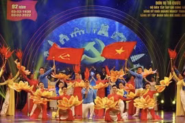 Programme artistique en l'honneur de la fondation du Parti communiste du Vietnam