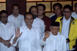 Félicitations au président indonésien Joko Widodo