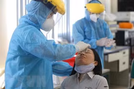 Continuer d'élever le niveau de vigilance face à la pandémie de COVID-19 