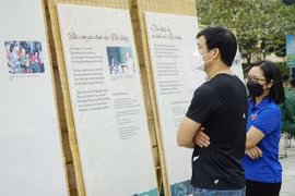 Ouverture de l'exposition "Suivre les pas du Général" à Dien Bien