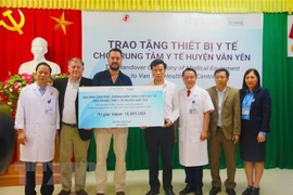 Aides australiennes pour prendre soins des nouveaux-nés au Vietnam