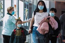 Nouveau coronavirus : renforcement des mesures dans divers pays